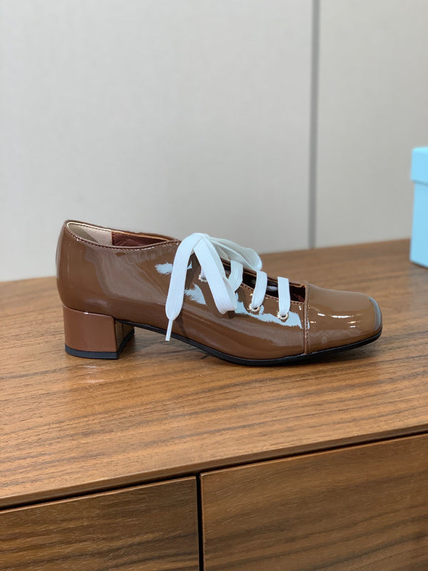 Chaussures Mary Jane Prada 25s 55 mm en cuir verni marron