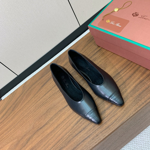 LP Rebecca Ballet Flats In Black Cowhide