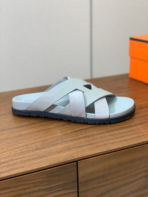 Sandalo HM Kazimir in pelle scamosciata di vitello blu baby 294038