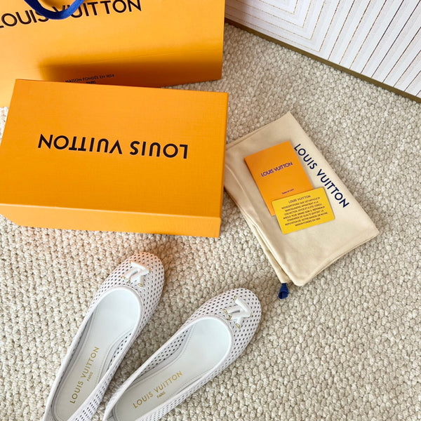 LV Shake Flat Ballerina White Cowhide