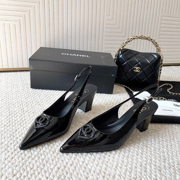CC 26s Pointed-Toe Slingback Black Patent Leather 787142