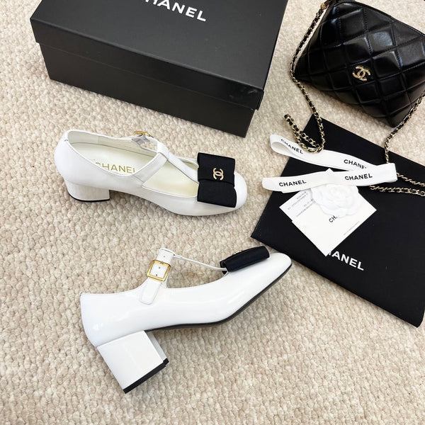 CC 26s Bow Mary Jane Chunky Heel 6cm White Glossy Leather 787147