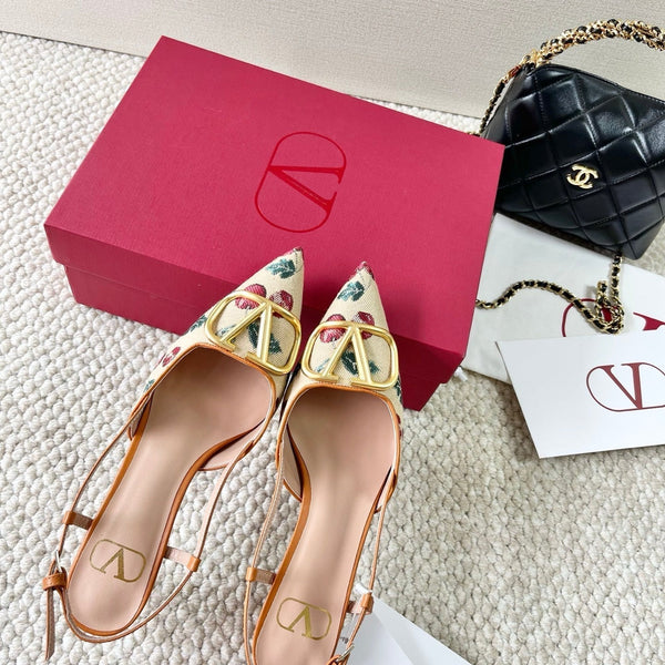 Vlogo Signature Slingback Pumps In Cherryfic Pattern 50mm 310517