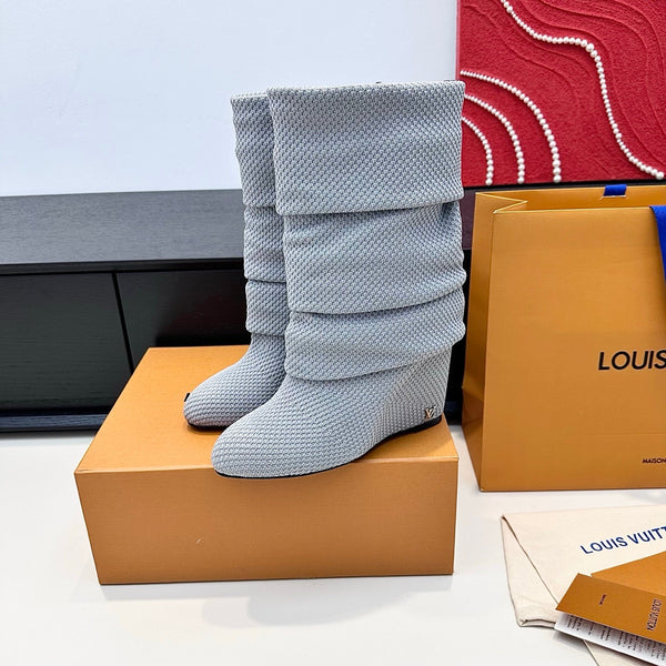 LV CSummer Mid Wedge Boot Gray Knit 542226