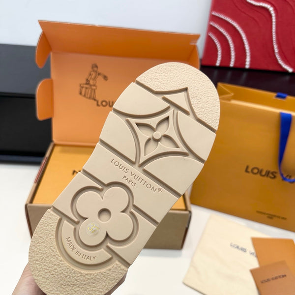 LV Cortina Low Boots Khahi Suede Wool 542235