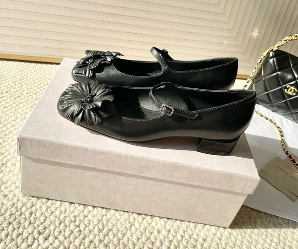 Jimmy Choo Skye Corsage Ballerines agneau noir 669845