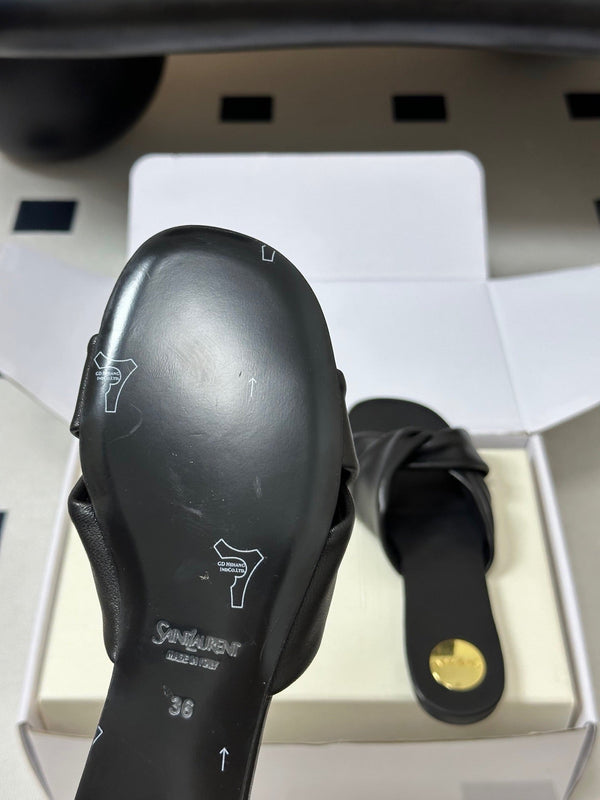 YSL Knotted Slide Black Smooth Leather 787567