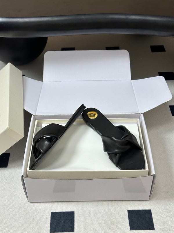 YSL Knotted Slide Black Smooth Leather 787567