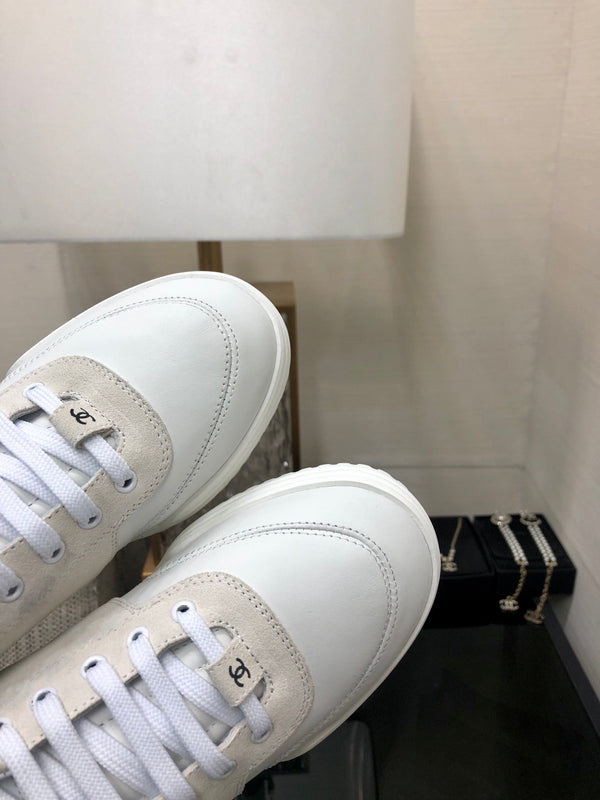 CC 24C Baskets Blanc Ivoire Daim Peau de Mouton 688653