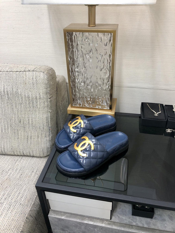 mule sandal 30 blue quilted waxed leather