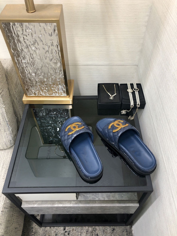 mule sandal 30 blue quilted waxed leather