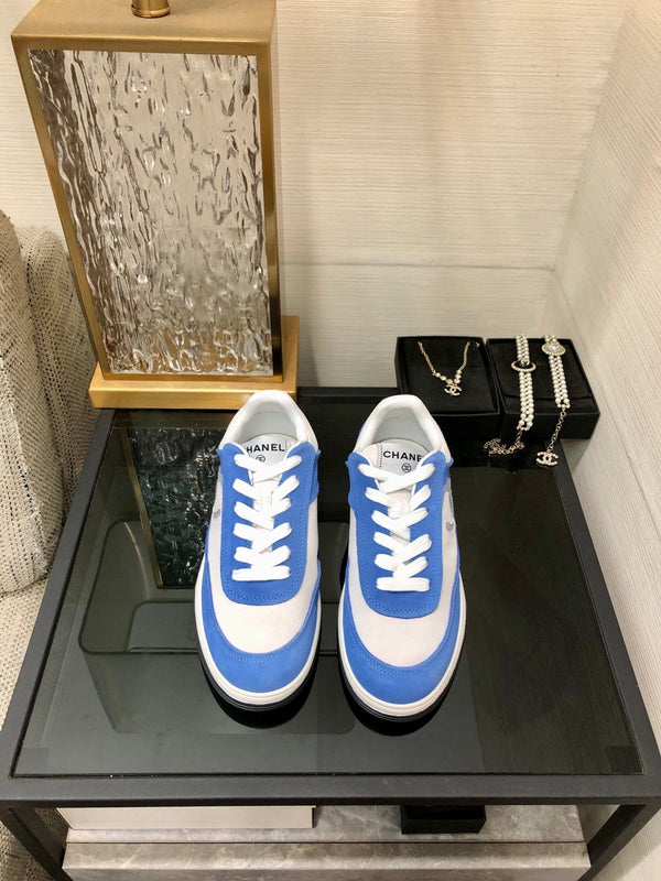 Sneaker CC in camoscio blu e bianco