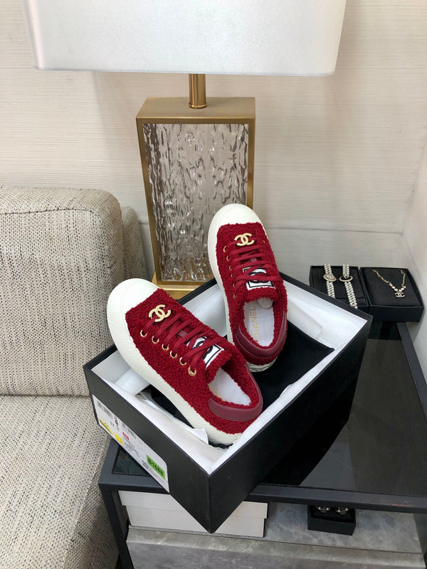 CC Low Sneaker Red Wool