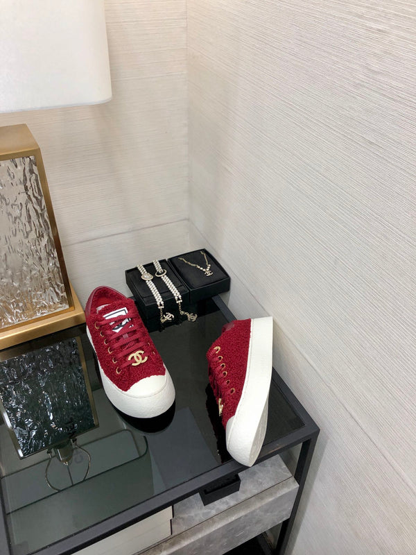 CC Low Sneaker Red Wool