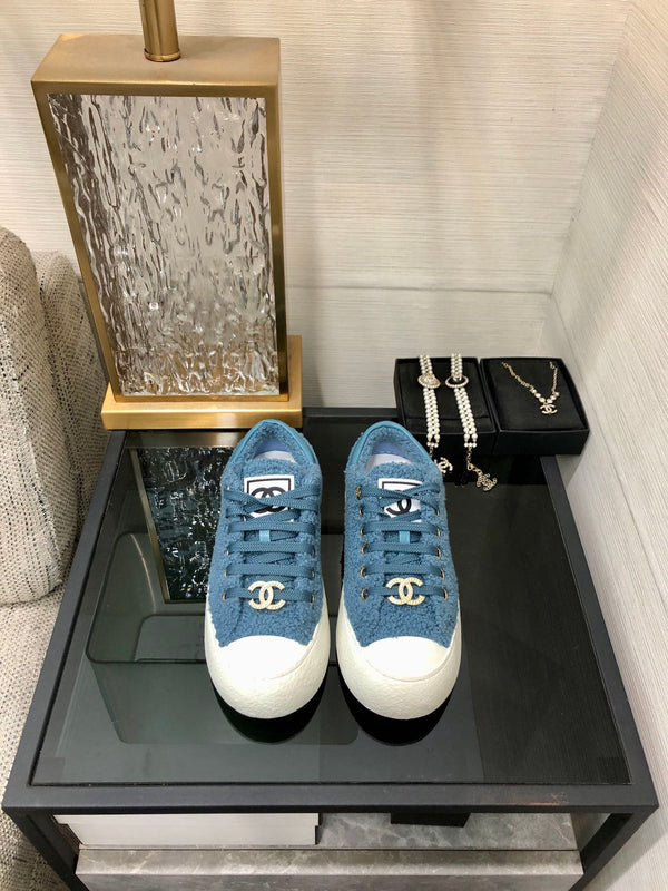 CC Low Sneaker Cerulean Wool