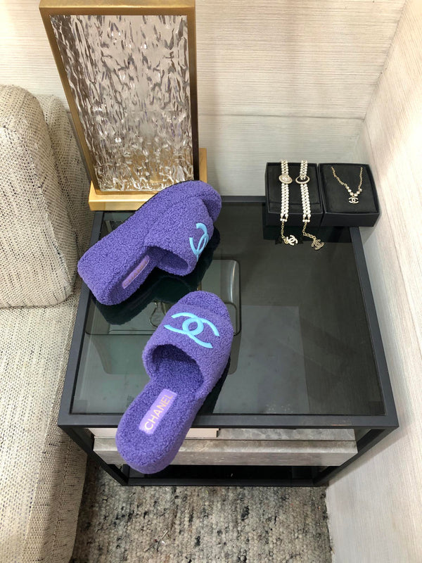 Sandalo con zeppa CC in lana viola