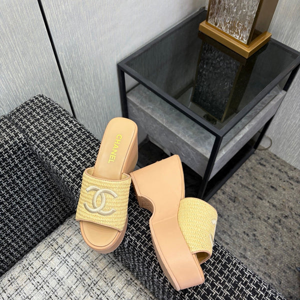 Mules à plateforme CC 26s en raphia beige et mouton 688702