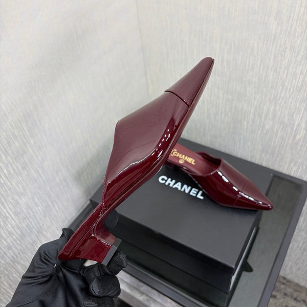 CC 2026 Pointed Toe Mule 4cm Burgundy Patent Leather 688709