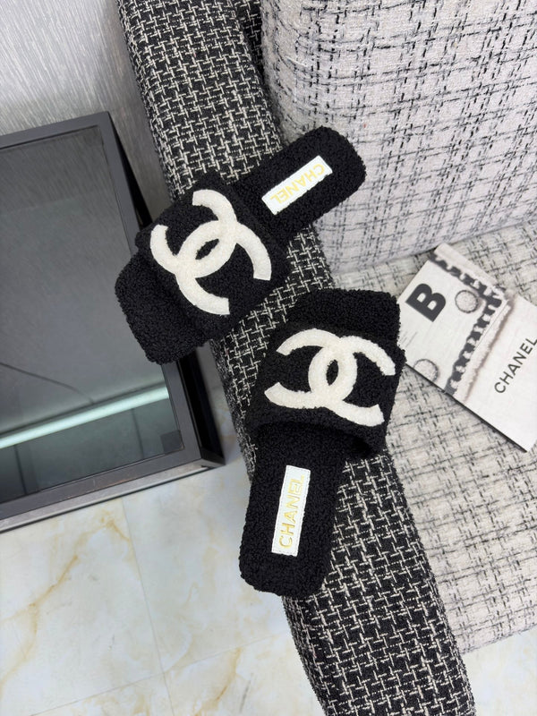CC 26s Shearling Square Toe Sandals Black White Wool 128094