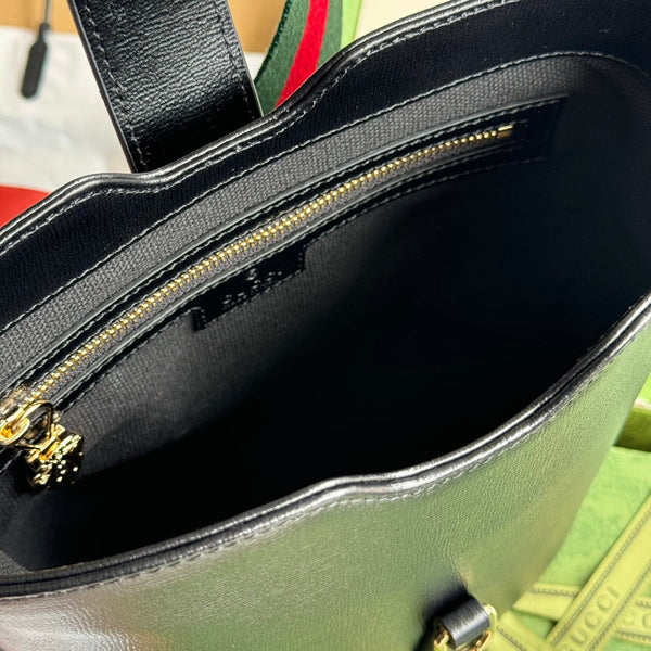 MINI BORSA A TRACOLLA A SECCHIELLO 20 IN PELLE DI VITELLO NERA E FERRAMENTA ORO