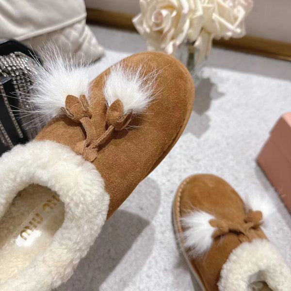 Miu Booties Brown Suede Shearling-Lined with Fur Tassels 455929