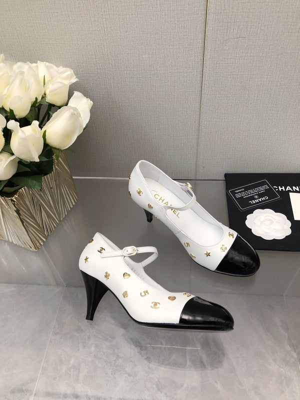 MARY JANE WHITE MIX BLACK LAMBSKIN ATTACH METAL