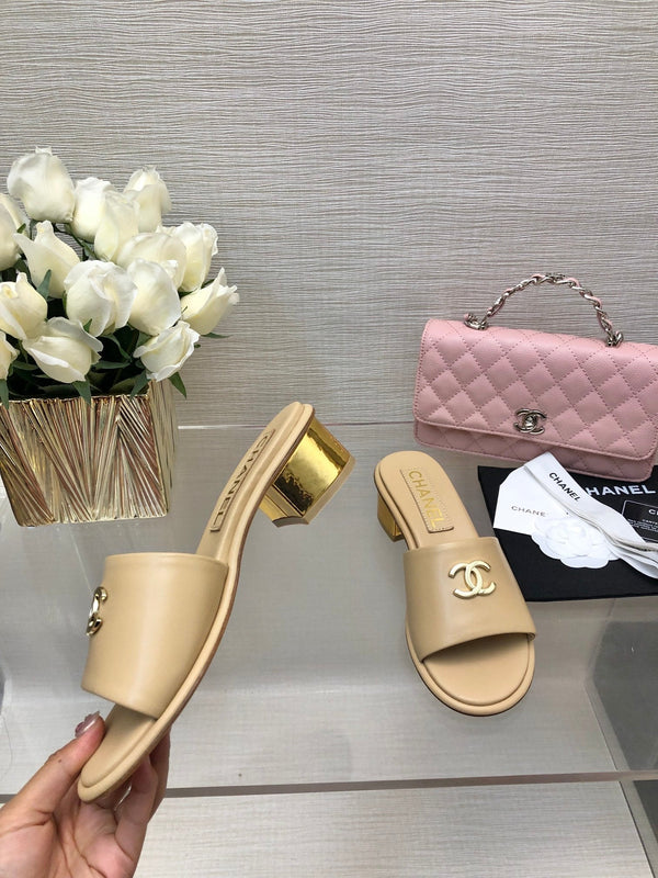 CC 25C Mules con tacco medio in vera pelle di vitello color crema 212955