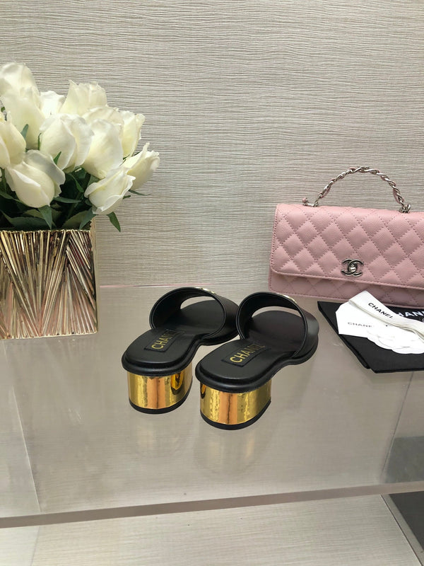 CC 25C Mule con tacco medio in vera pelle di vitello nera 212956