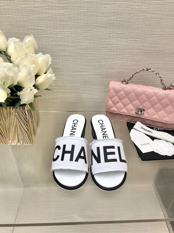 CC 25C Mid Heel Mule White Fabric Material 212959