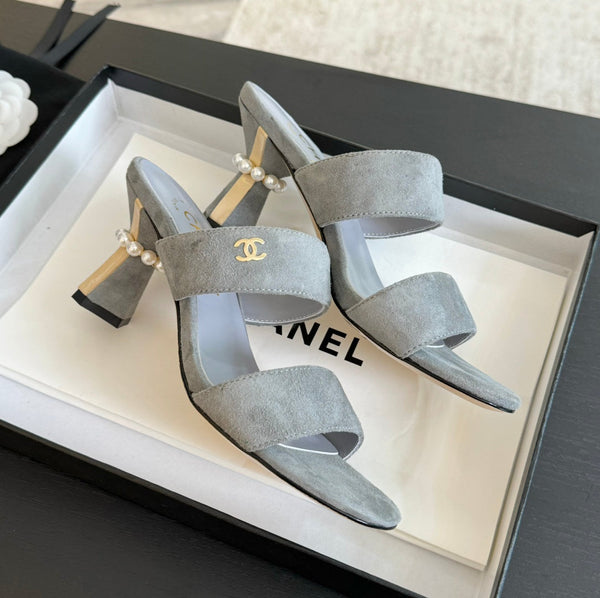 High Heels Lambskin Gray