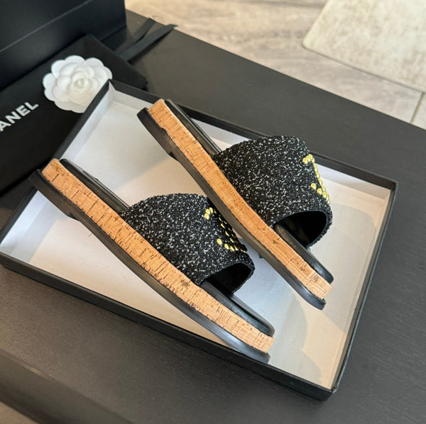 Double C Wood Grain Platform Slippers Black Wool