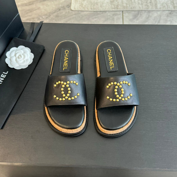 Double C Wood Grain Platform Slippers Black Sheepskin