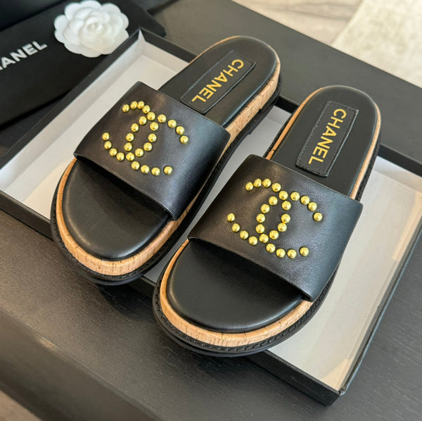 Double C Wood Grain Platform Slippers Black Sheepskin