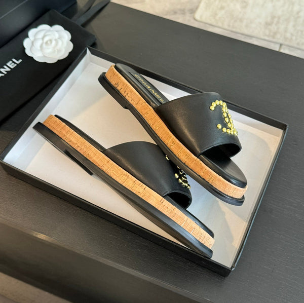 Double C Wood Grain Platform Slippers Black Sheepskin