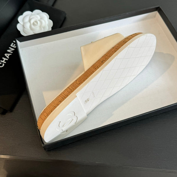 CC 25C Slippers White Sheepskin 213107