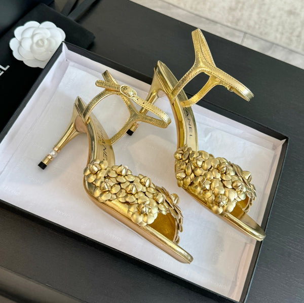 cc camelia sandal 80 gold metalic calfskin