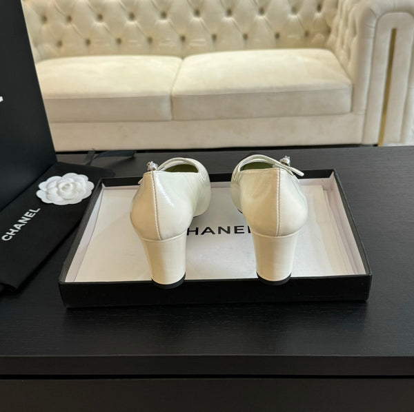 Double C WOMEN'S SHOES SPIRIT TOE White Lambskin