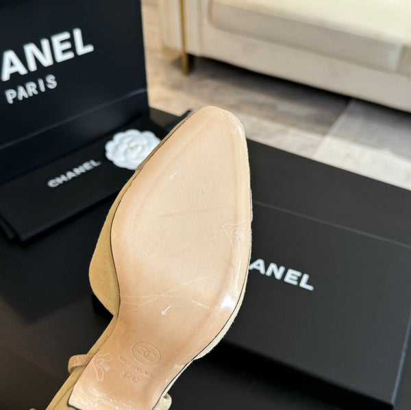 slingback 95 in pelle di vitello scamosciata beige
