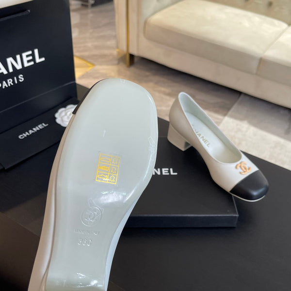 cc pump 50 white black calfskin