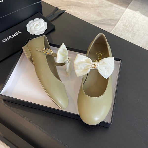 BALLET FLAT EICRU BEIGE LAMBSKIN WITH WHITE BOW