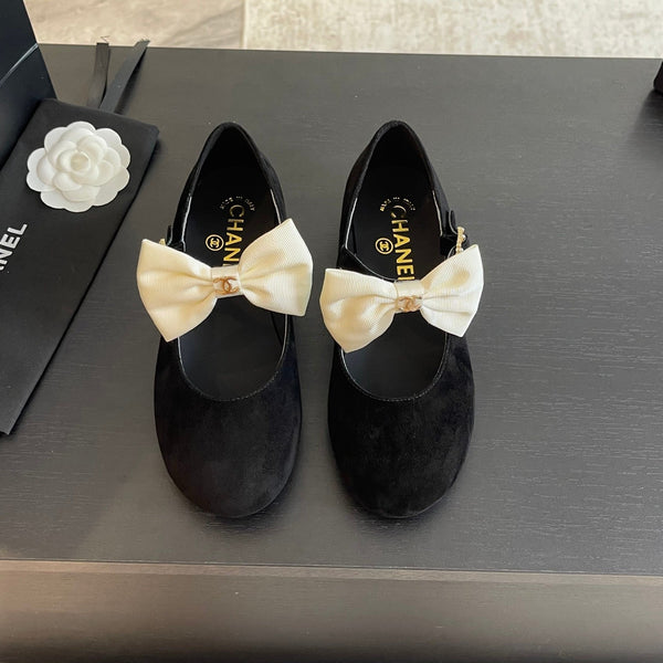 BALLERINA IN PELLE SCAMOSCIATA NERA CON FIOCCO BIANCO