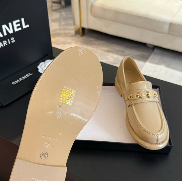 CC 25C Loafer Cream Leather 212972