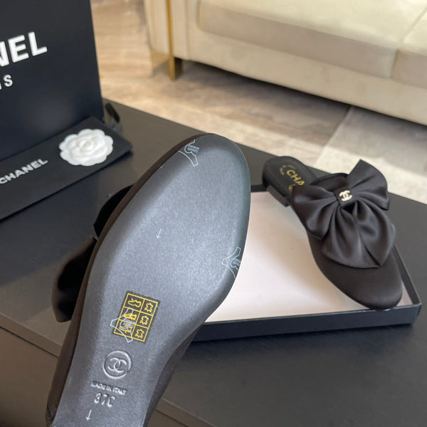 SANDALI BASSI BIG BOW IN SETA NERA