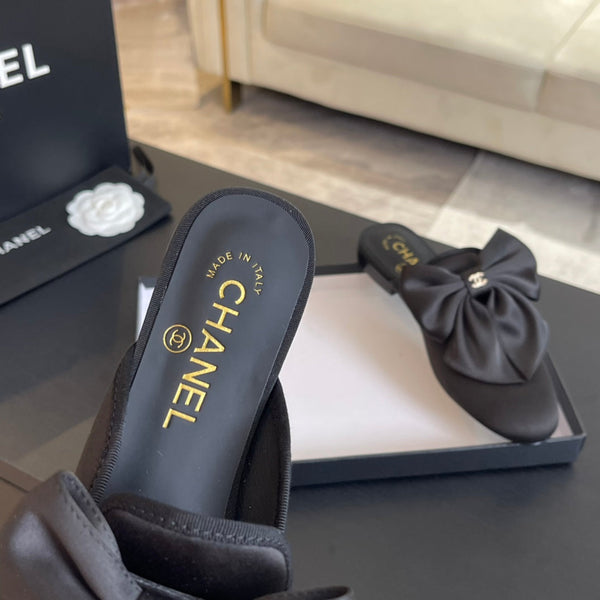 SANDALI BASSI BIG BOW IN SETA NERA