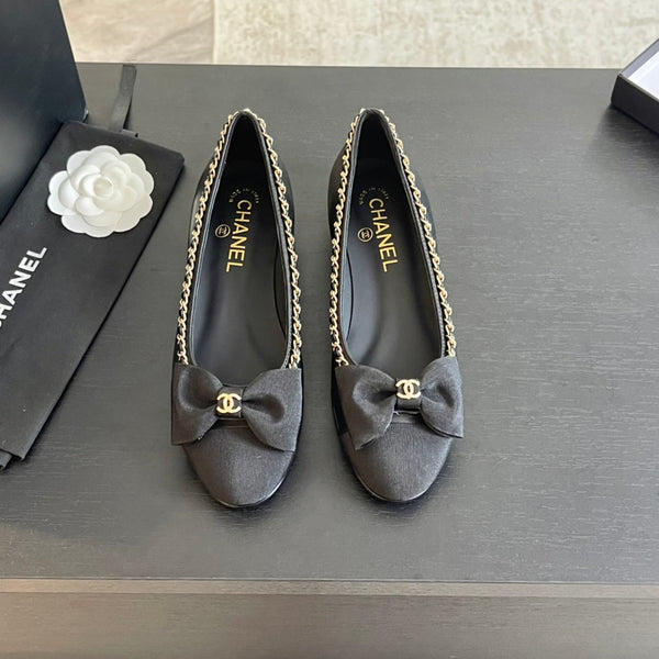 BALLERINA IN PELLE DI VITELLO E TESSUTO NERI