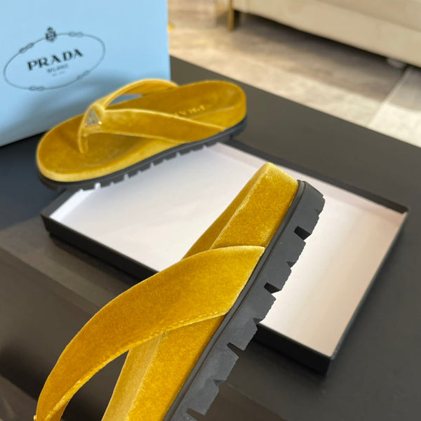 SANDALI INFRADITO IN GOMMA PRA VELLUTO AMBRA