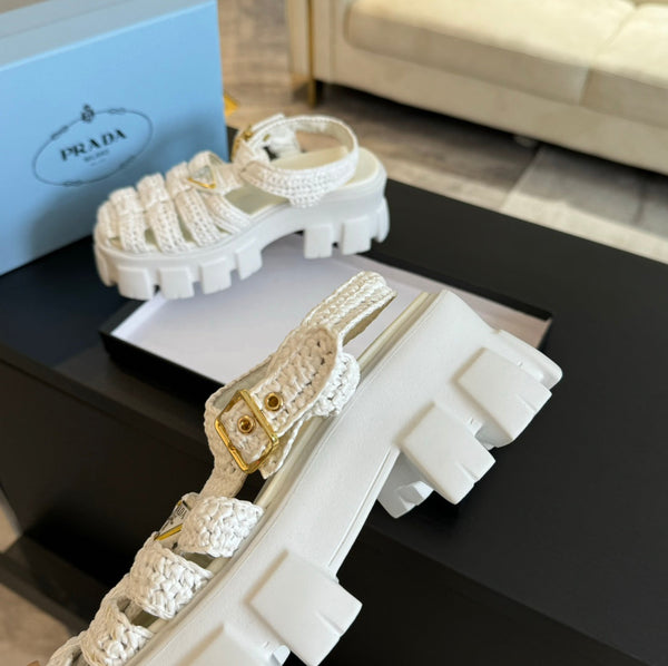 SANDALI A GABBIA IN PELLE DI AGNELLO BIANCA CON CROCHET MONOLITH PRA