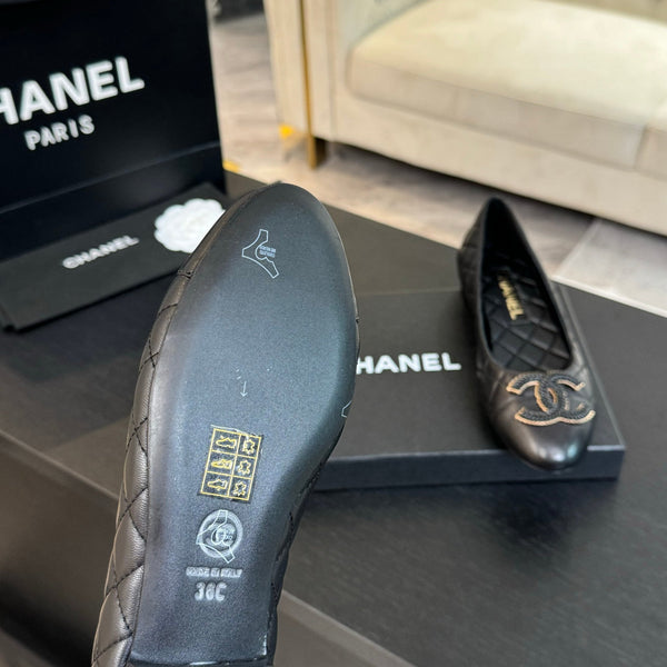 ballet flat black quilted lambskin large black cc logo