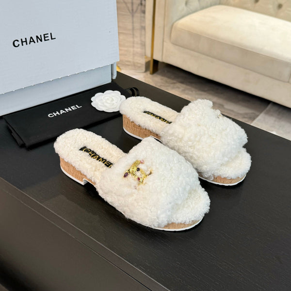 CC Slippers White Fleece Wool