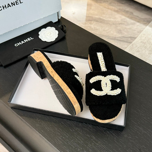 CC Slippers Black Wool